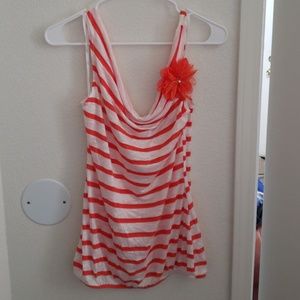 Fresh striped tank top with flower